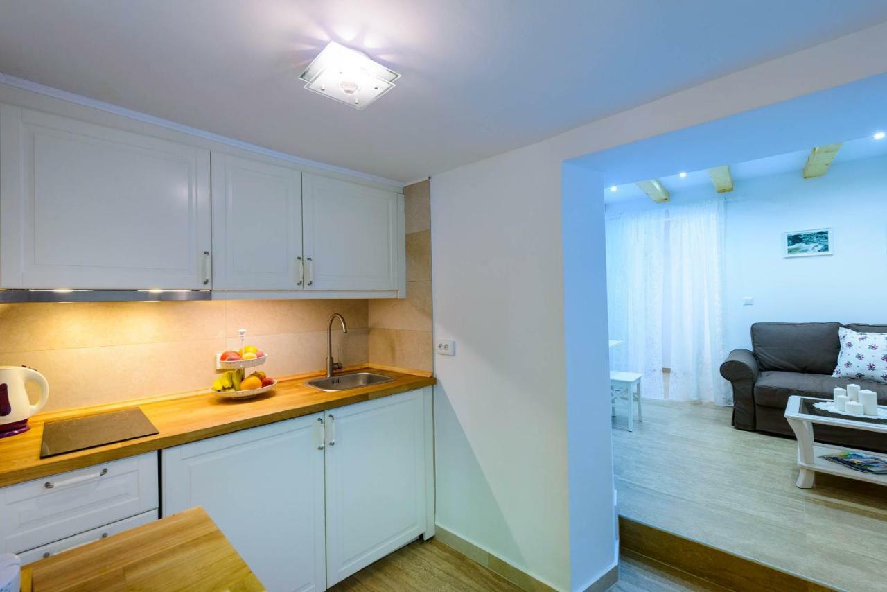 Leona Apartments دوبروفينك المظهر الخارجي الصورة